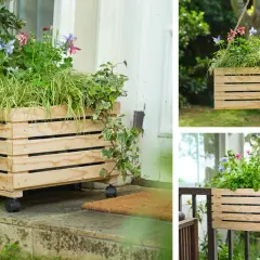 Jolis bacs à fleurs en bois, parfaits pour une décoration de jardin à fabriquer soi-même. Ils sont présentés sur roulettes, suspendus et sur une balustrade.