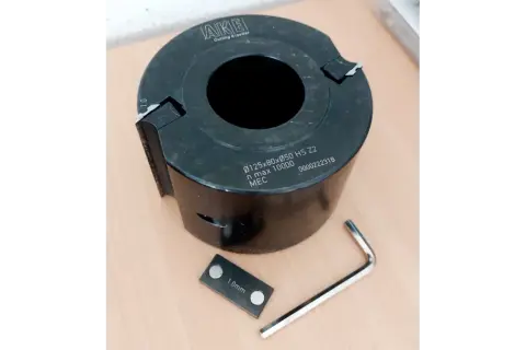 Outillage toupie occasion : fraise AKE Ø125x80xØ50 HS Z2, avec clé Allen et cale 1.0mm.