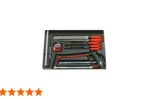 Boîte d'outils Facom pour menuiserie : scie, limes, mètre ruban, règle.