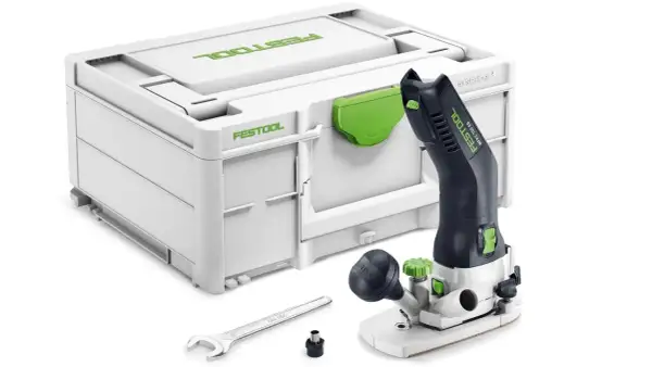 Découvrez la défonceuse Festool MFK 700 EB, prête à l'emploi avec son coffret Systainer et ses accessoires.